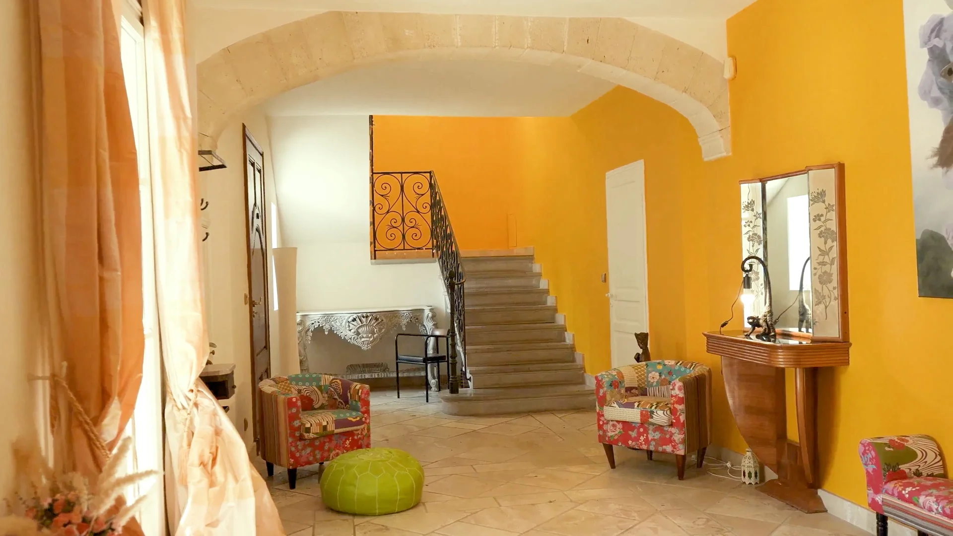 le confort de la maison d'hôtes de prestige à Nîmes réservée aux adultes